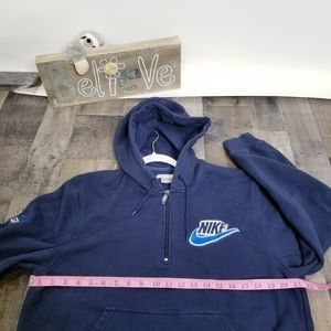 Nike pullover